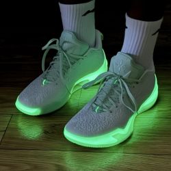Li-Ning Liren 5 V - Noctilucent Glass