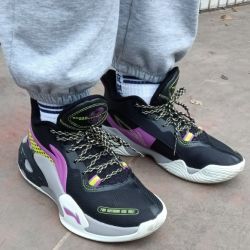 Li-Ning Badfive 草木皆兵 - Storm 2022