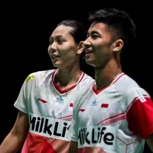 Details about   2021 Sudirman Cup badminton clothing Li Ning men's Tops tennis/T shirts+shorts 