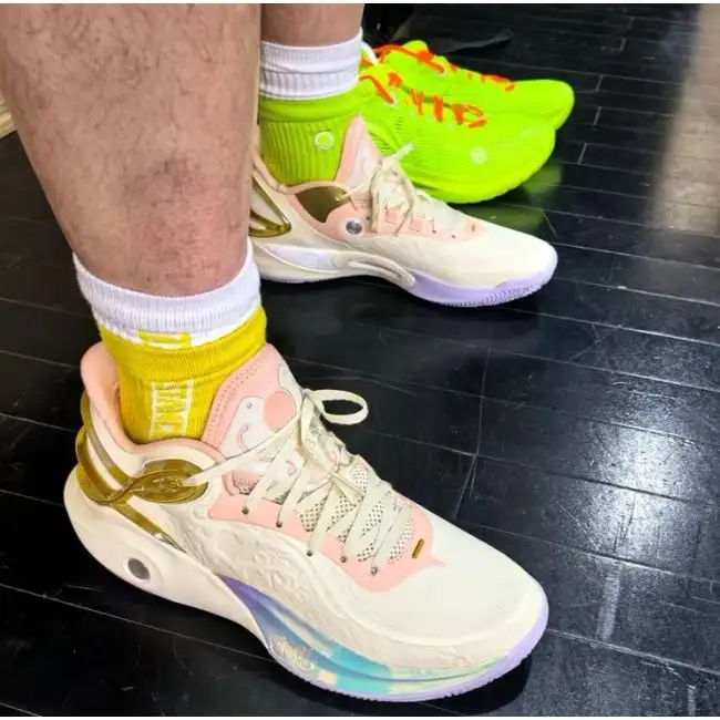 Li-Ning CJ3 - Great White Shark