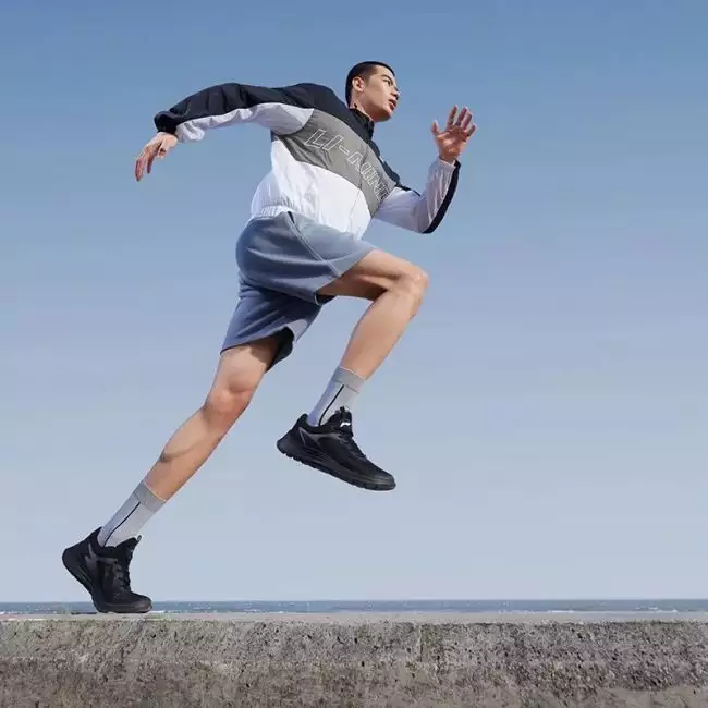 Li Ning Light Wing Men's Basic Running Shoes