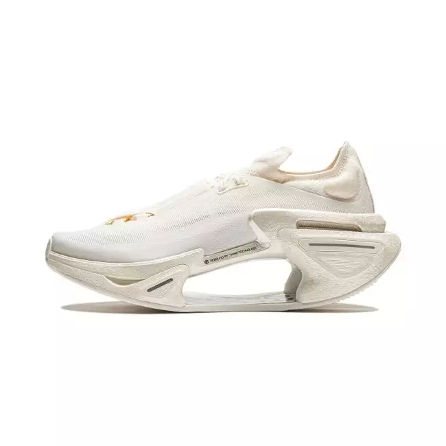 Li-ning shadow 3 香港限定 黒 ゴールド スニーカー - メルカリ