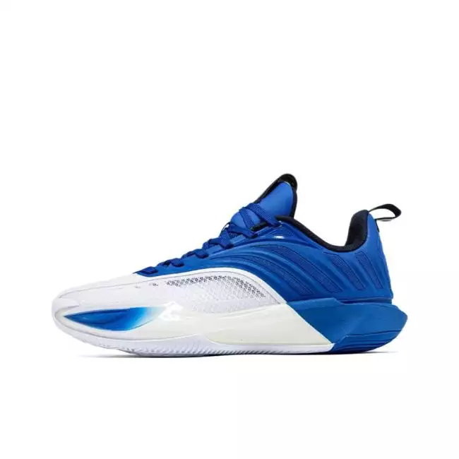 【新品・日本未発売】361° DVD4 ディンウィディ4 バスケットシューズ 新品・日本未発売】361° DVD4 ディンウィディ4 バスケットシューズ