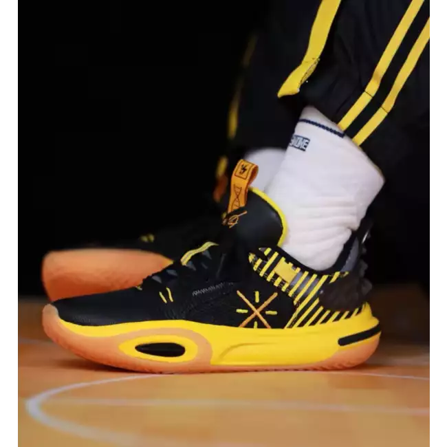Li Ning Wade All City 11 V2 Kids & Youth Basketball Shoes