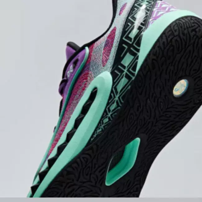 Kyrie Irving x Anta Shock Wave 6 Pro - Pinellia Purple