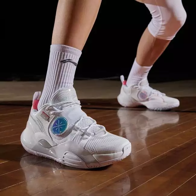 送料関税込み[LI-NING] ALL CITY 8 Lite☆日本未入荷☆大人気☆ Wade All City 8 Lite 'Ice Blue' - Li Ning - ABPS019 1