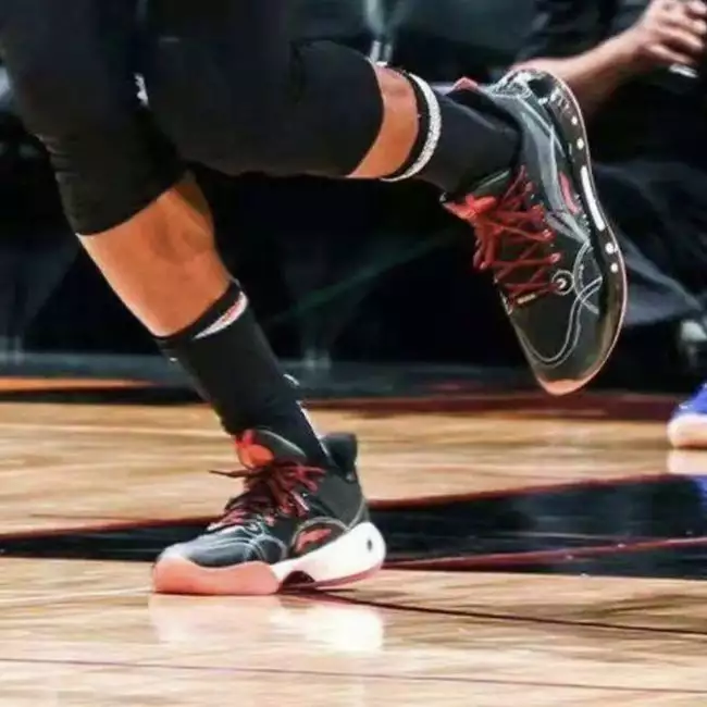Li-Ning Yu Shuai 14 XIV Boom Low - Poison Dart Frog