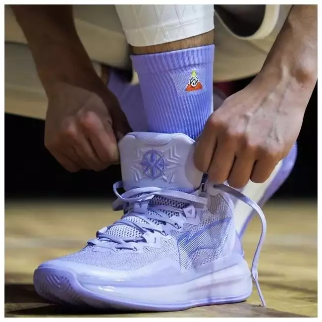 Li Ning Liren (Sharp Edge) 3 III V1 Men/Wmns Professional