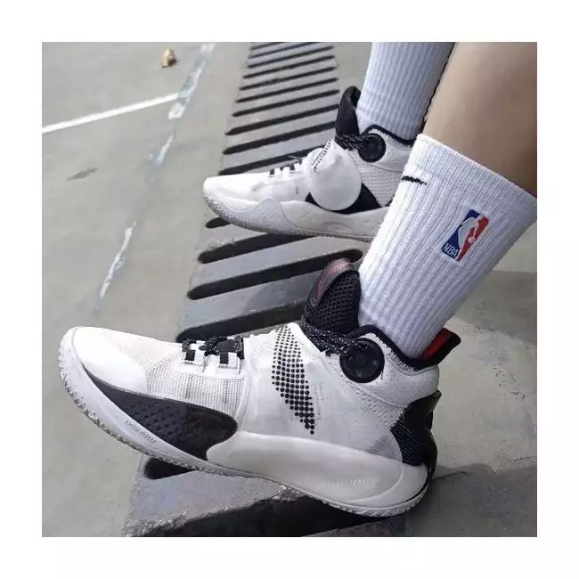 Li-Ning Sonic IX CJ McCollum Men's Premium Shoes - White/Black