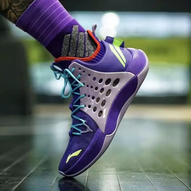 LI-NING CJ McCollum 日本未入荷 バッシュ C.J. McCollum x Li Ning CJ-1 Mid - Doughnut