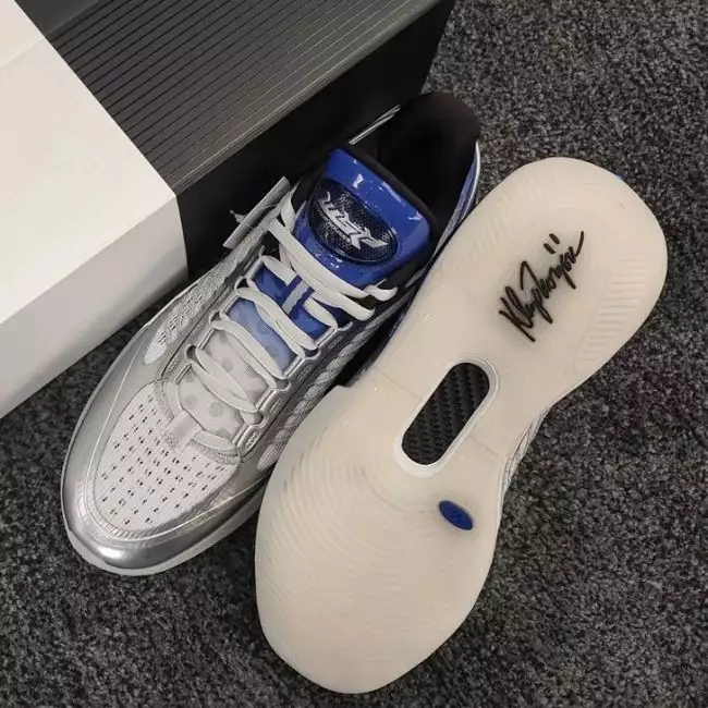 送料関税込み[ANTA]Klay Thompson KT10 LOW バッシュ 日本未入荷 送料関税込み[ANTA]Klay Thompson KT10 LOW バッシュ 日本未入荷
