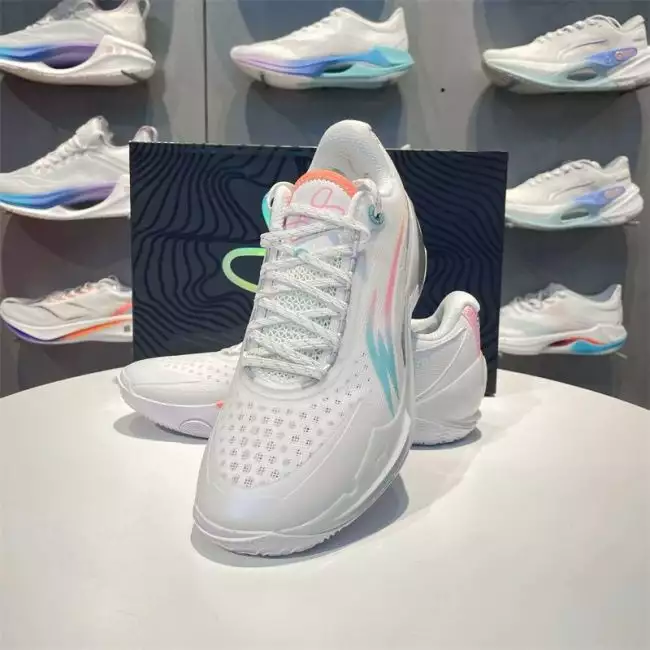 Li Ning Wade 808 3 Ultra Basketball Shoes | DW-808 III