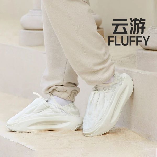 Li Ning Yun You Fluffy One Piece Lightweight Comfort Shoes